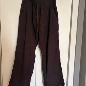 lululemon athletica Women’s Pants - Dark Brown